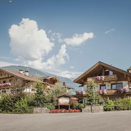 Hotel Garni Larcherhof-3