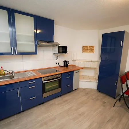 Design Apartments 2-2