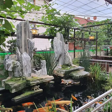 Chau-Asiatisches-Restaurant und Pension-3