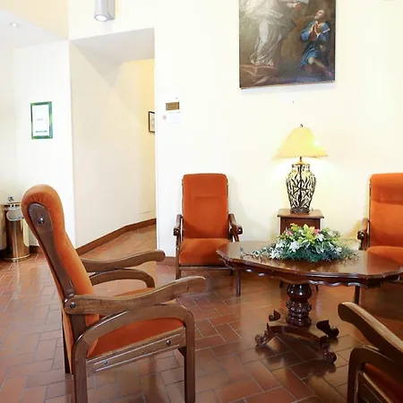 Casa Di Santa Francesca Romana A Ponte Rotto-2