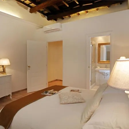 Madonna De' Monti Suites-3