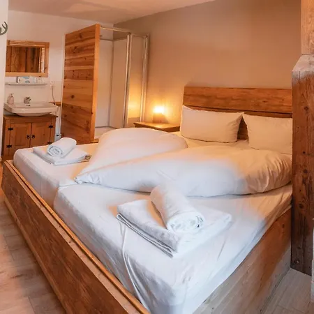 Hostel - Ron'S Guesthouse-2
