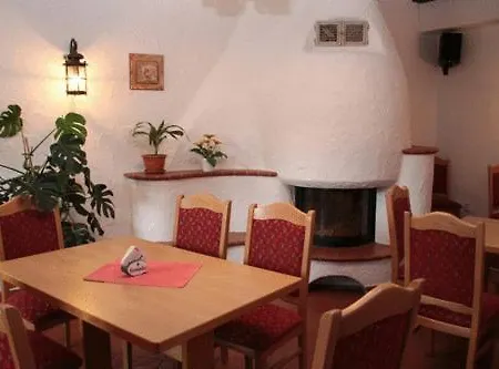 Pension&Gasthaus Kahren-2