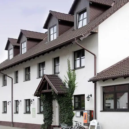 Pension&Gasthaus Kahren-3