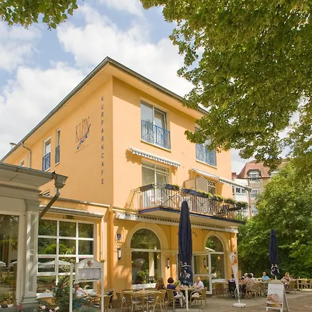 Kurparkhotel Das Kleinod-3