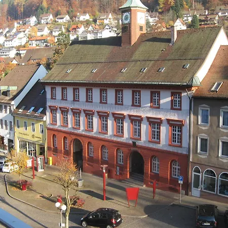 Hotel Central Garni-3