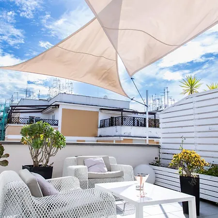 Glamroom Luxury Terrace-2