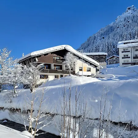 Gasthof-Pension Wulfenia-3