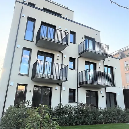 Mikes Apartments Munich-3
