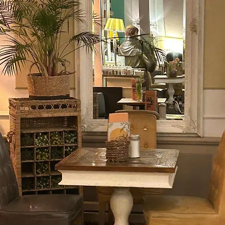 Gästehaus Cafe Orth Zimmer3-2