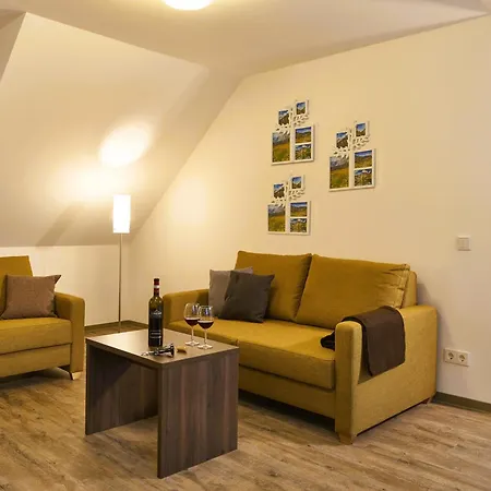 Gästehaus Stiftsstadt - urban lifestyle Kempten by Hotel Peterhof-3
