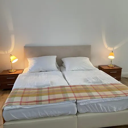 Pension zum Landhaus-3