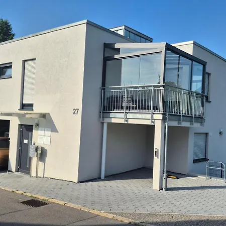 Apartments Seibel Doppel-Zweibettzimmer mit Bad-2