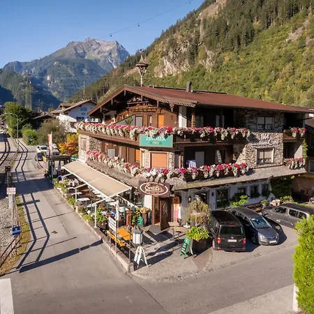 Hotel Landhaus Carla-2