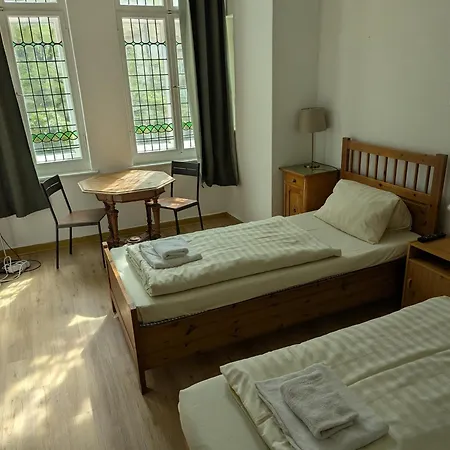 Hotel Pension Waizenegger am Kurfürstendamm-3