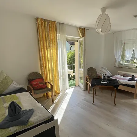 Haus mit Herz und Garten-2