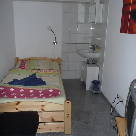 Ferienwohnung + Monteurwohnungen Krings-3
