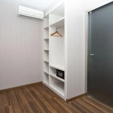 Hostal Operaramblas-3