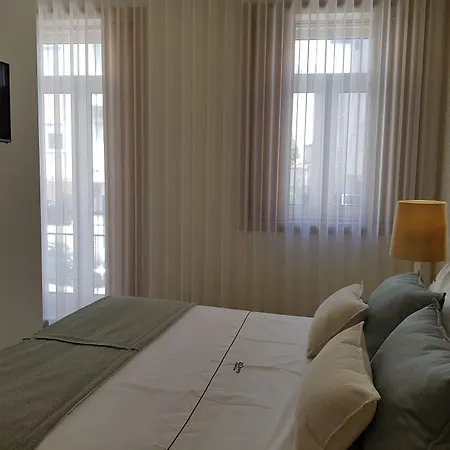 22 Oporto Guesthouse-2
