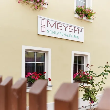 Bei Meyers Schlafen&Feiern-2