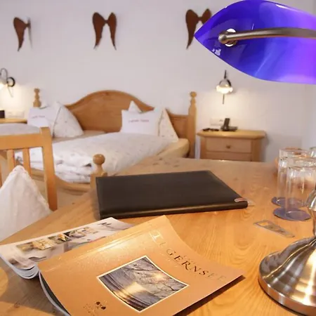 Hotel Garni Eder-3
