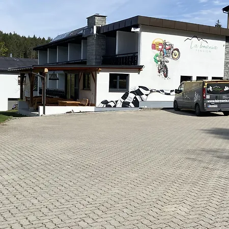 La Irmania Pension-2