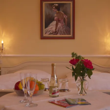 Hotel Garni Regina-3