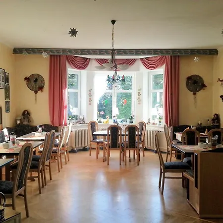 Pension Haus am Waldesrand-3