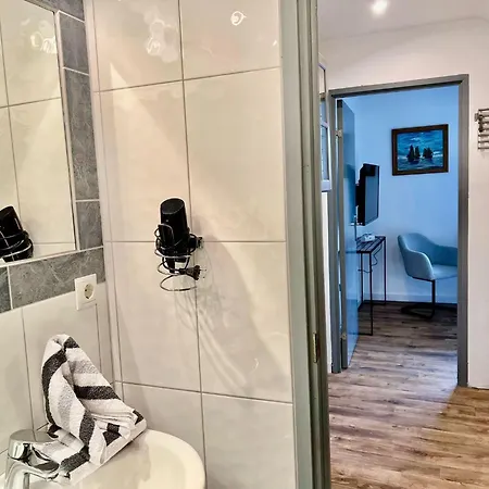 Kapitänshaus Lassen - Zimmer Nes Pük-2