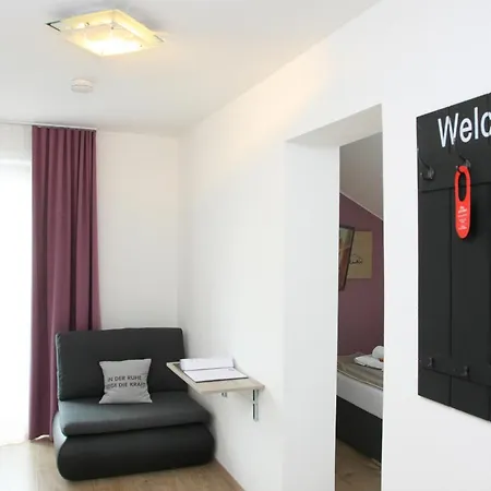 Edelweiss B&B, 24 - 7 contactless check-in-3