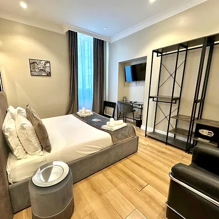 Ad Suites Tritone-3