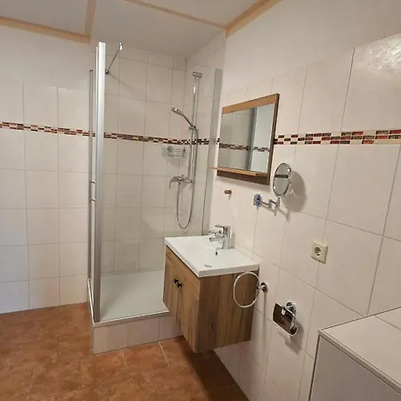 Pension Zur Neuenburg-3