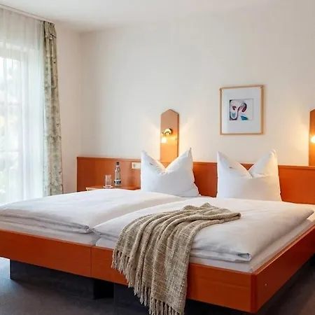 Hotel Garni Kreuzäcker-2