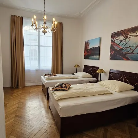 Hotel Pension Museum-3