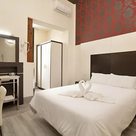 Alhambra Suites-2