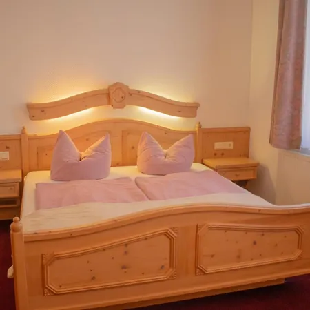 Pension Haus Marga-3