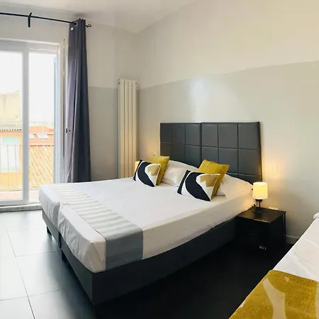 Floor 6 Boutique Rooms By Dot Suites-2