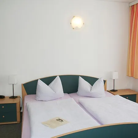 Hotel Gasthaus Zur Eiche-3