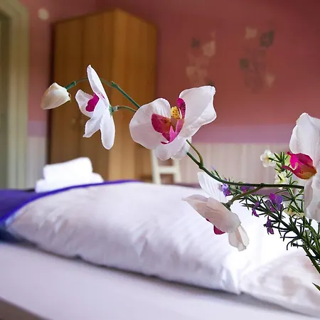 Hotel Neun 3/4-3