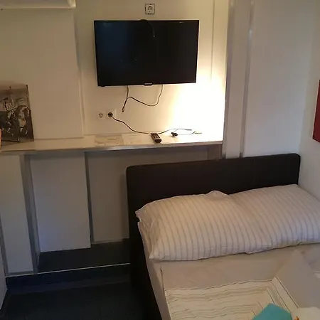 Hostel Villa Viva-2