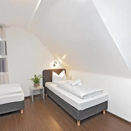 Pension Arkade Heilbronn-3