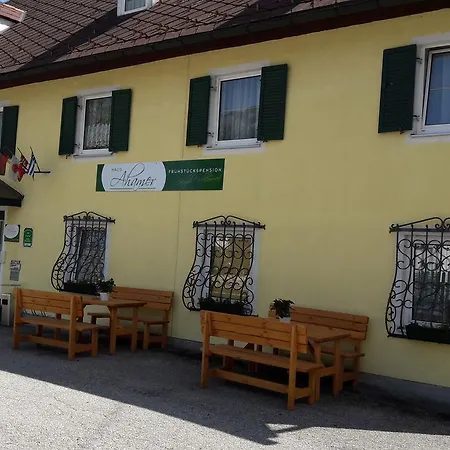 Frühstückspension Haus Ahamer-3