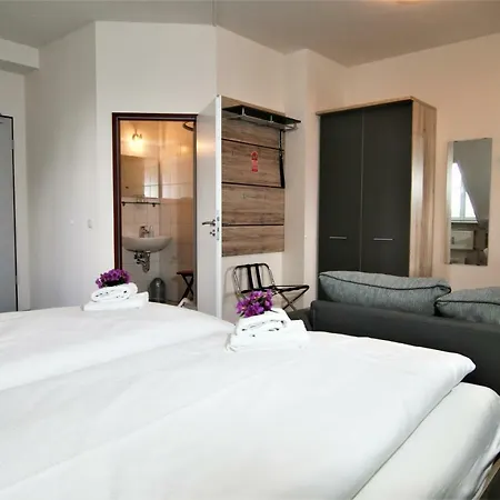 Hotel am Waldschlösschen - Das Original-3