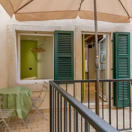 Vecchia Verona Rooms & Apartments-2