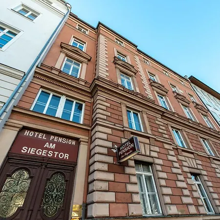Hotel-Pension am Siegestor-2