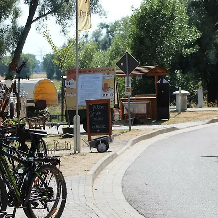Heinrich's Pension&Cafe-Wirtschaft-3