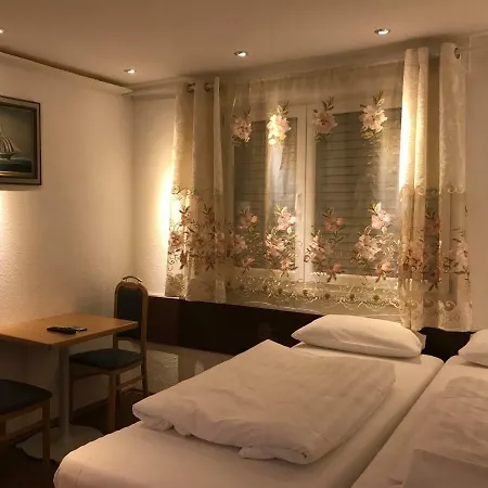 TU Ferienzimmer in Ulm Stadtmitte-2