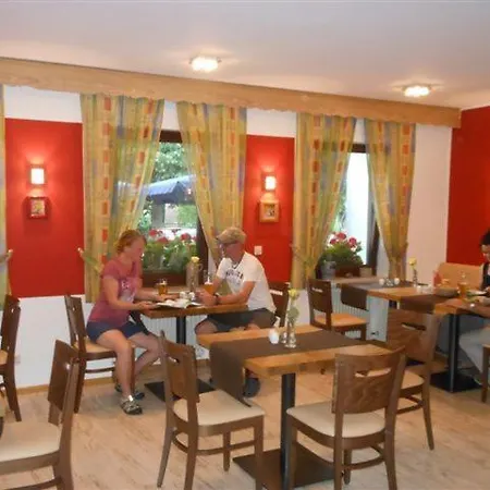 Hotel-Pension Am Waeldchenborn-3