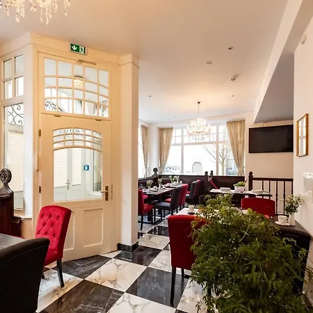 Haus Maximilian-2