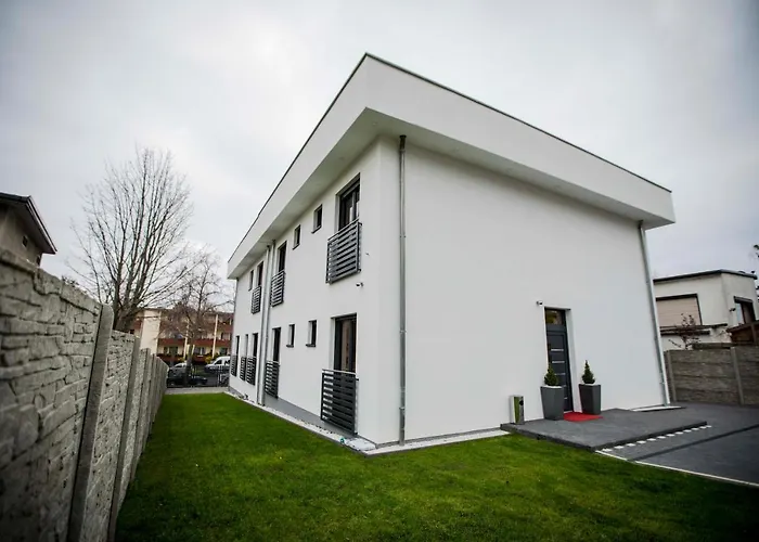 Pension Leo Berlin